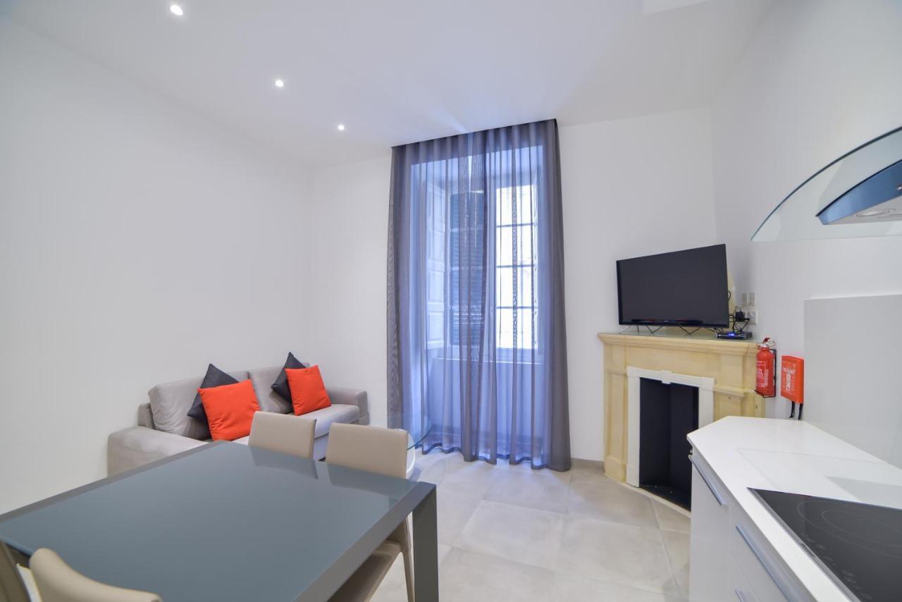 Ca2- City Central Apartment 2 Il-Furjana Buitenkant foto